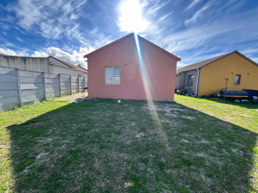 2 Bedroom Property for Sale in Colorado Park Western Cape